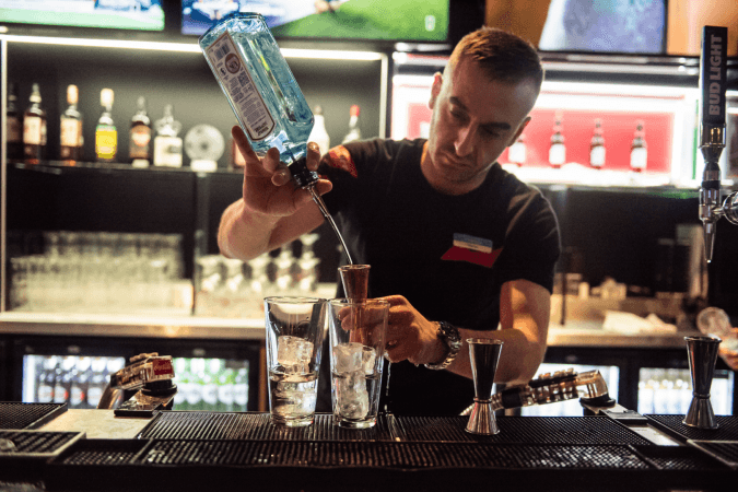 Best Sports Bars in London - The Kings Sports Bar