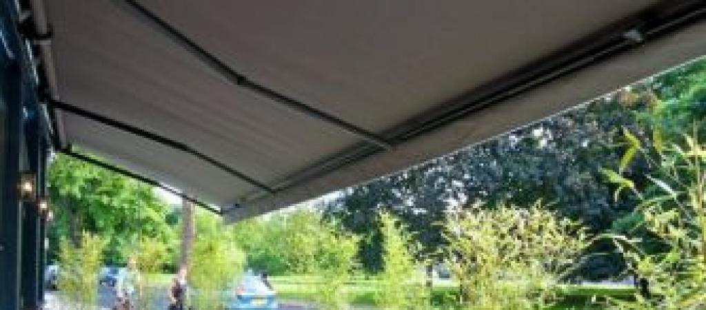 Best Sports Bars in London - Angel Oak