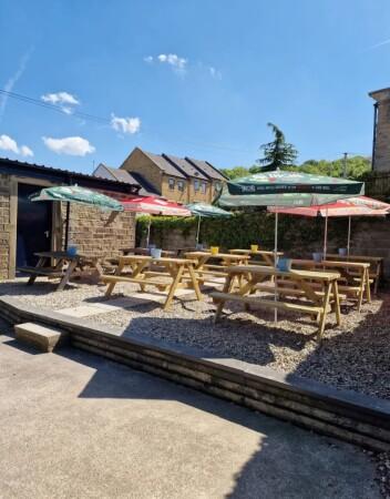 Best Sports Bars in Huddersfield - The Stag