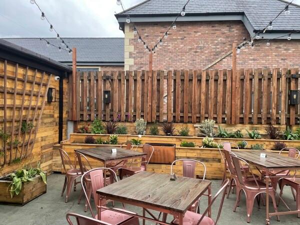 Best Sports Bars in Longton - Black Bull