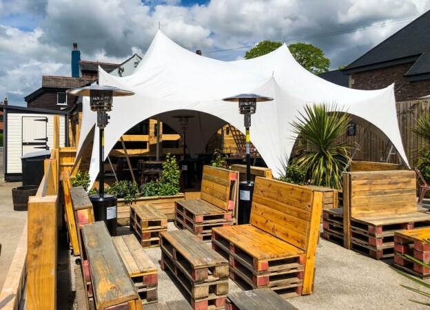 Best Sports Bars in Longton - Black Bull