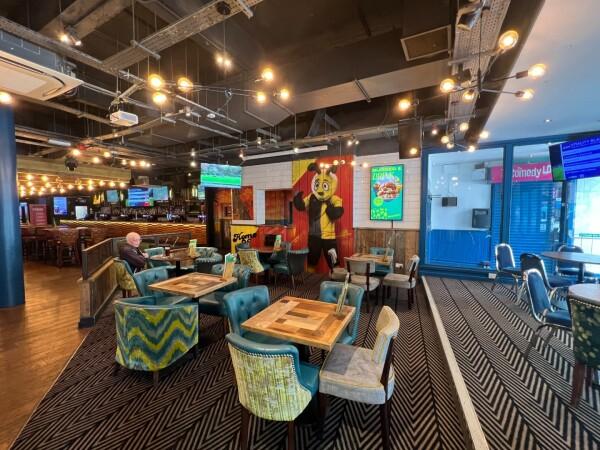 Best Sports Bars in Watford - Dunnings II