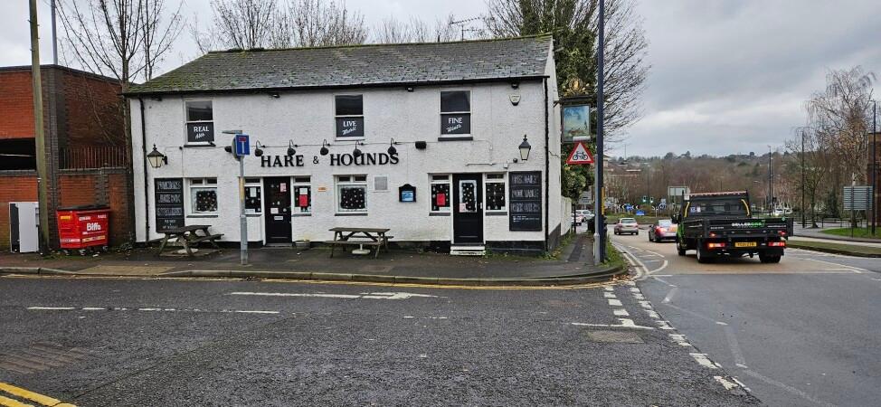 Best Sports Bars in Maidstone - Hare and Hounds