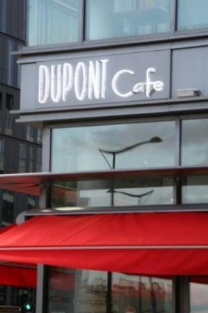 Les Meilleurs Bars à Paris - Dupont Café Bibliothèque