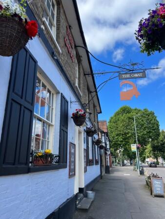 Best Sports Bars in Berkhamsted - Goat