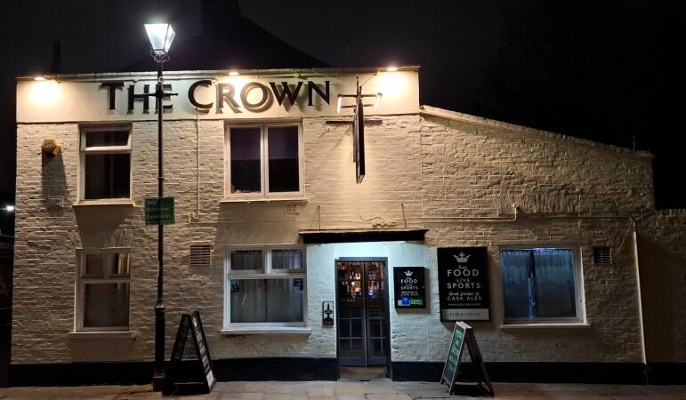 Best Sports Bars in West Drayton - Crown