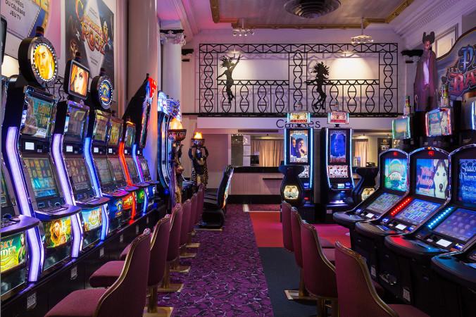 Best Sports Bars in Trouville-sur-Mer - Casino Barrière Trouville -Villatara