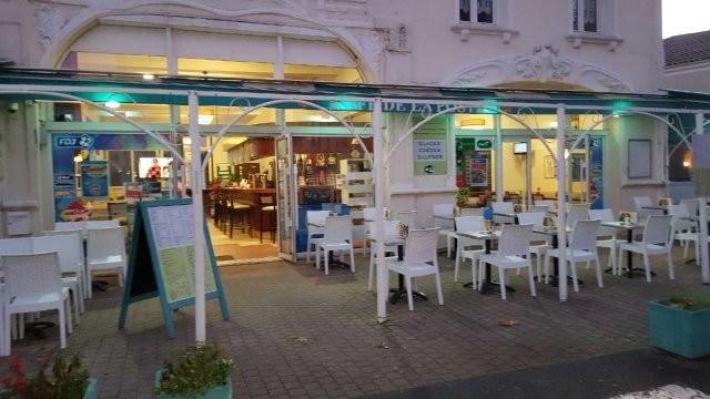 Les Meilleurs Bars à Châtelaillon - Café de la poste