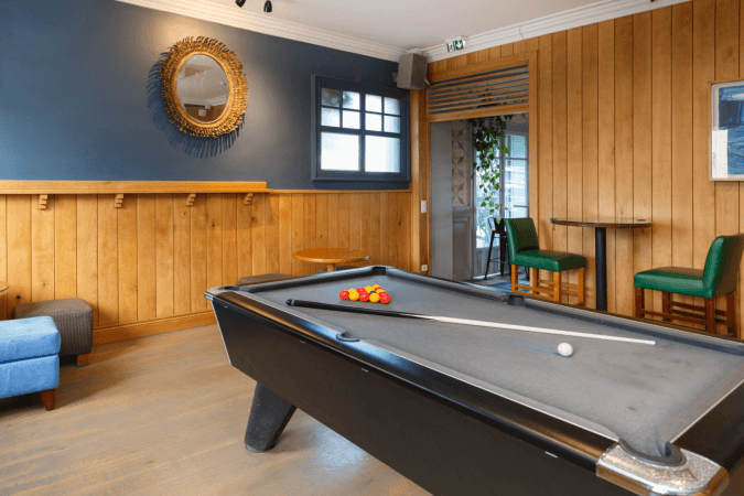 Best Sports Bars in Mandelieu la Napoule - O'Sullivans Mandelieu