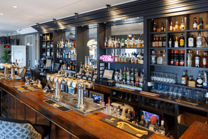 Best Sports Bars in Mandelieu la Napoule - O'Sullivans Mandelieu