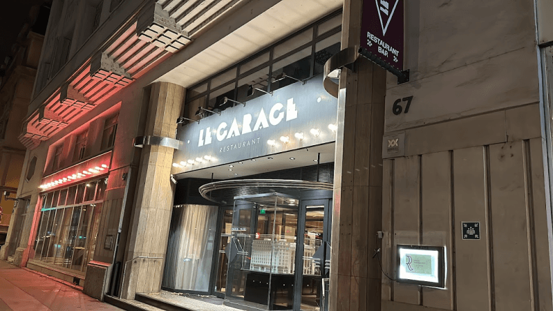 Best Sports Bars in Lyon - Le Garage - Mercure Lyon Centre Lafayette