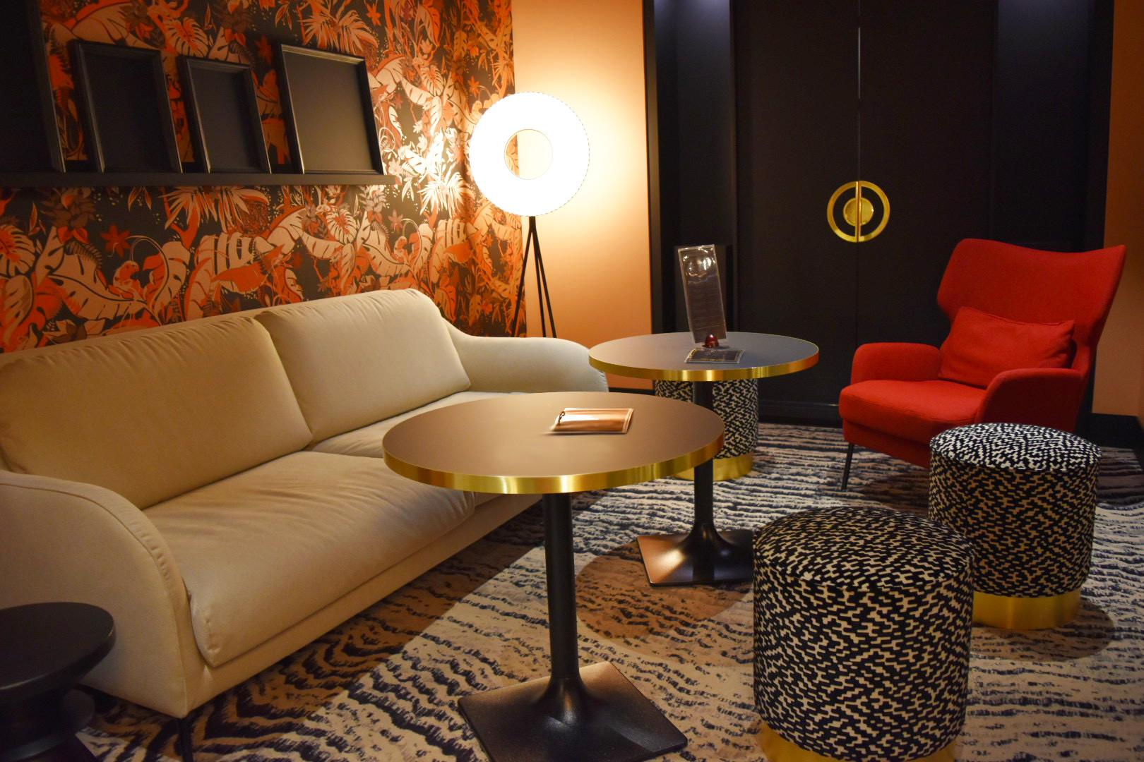 Best Sports Bars in Lyon - Le Garage - Mercure Lyon Centre Lafayette