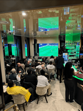 Beste Sportsbars in Paris - Prince Palace