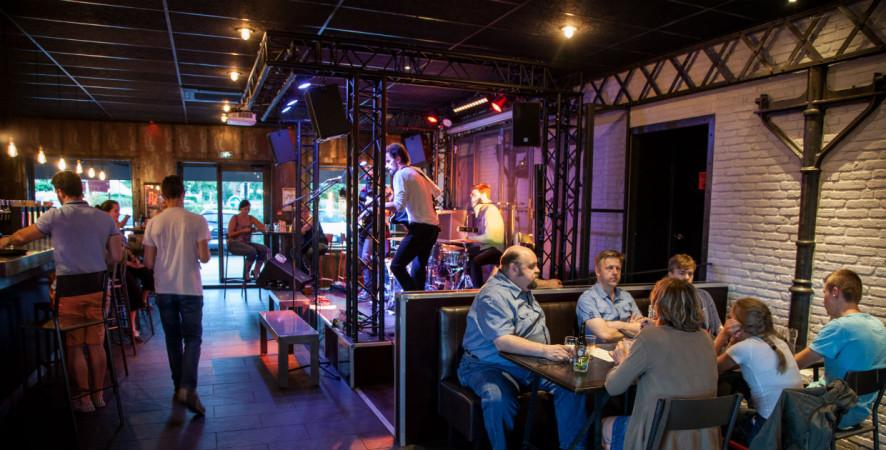 Best Sports Bars in Saint-Romain-en-Gal - Ninkasi Saint Romain en Gal