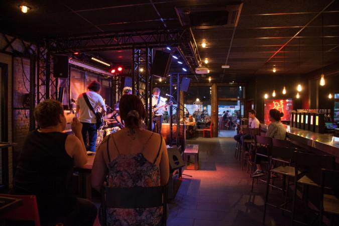 Best Sports Bars in Saint-Romain-en-Gal - Ninkasi Saint Romain en Gal