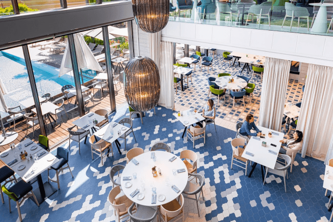 Les Meilleurs Bars à Monaco - Azzurra Bar & More - Novotel Monte-Carlo