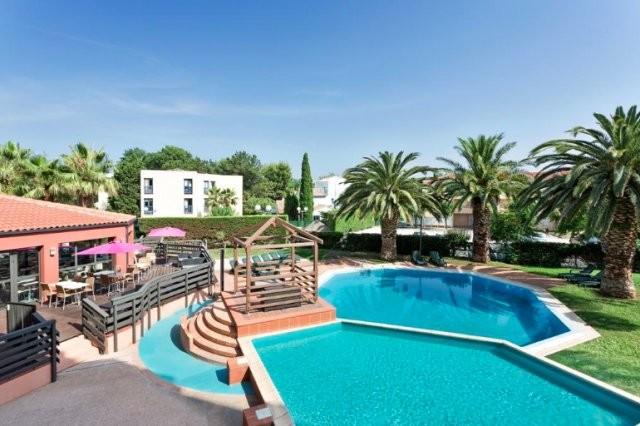 Les Meilleurs Bars à Canet en Roussillon - Ibis Bar - Ibis Styles Canet en Roussillon