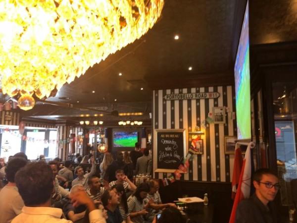 Best Sports Bars in Arcueil - Au Bureau Arcueil