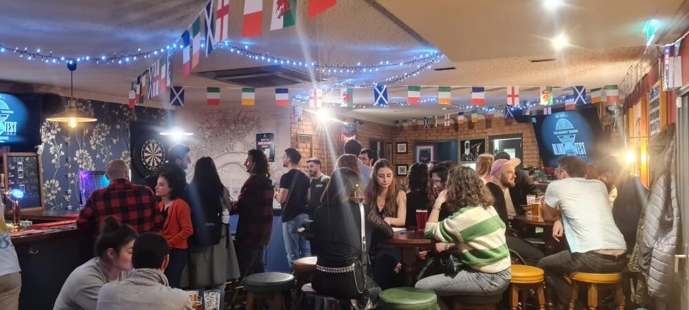 Best Sports Bars in Bordeaux - The Market Tavern