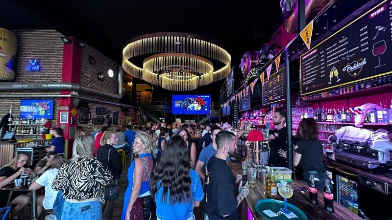 Best Sports Bars in Perpignan - Le Paddock