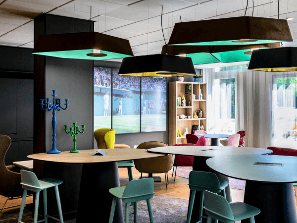 Les Meilleurs Bars à Courcouronnes - L'Intermède - Bar du Novotel Evry Courcouronnes