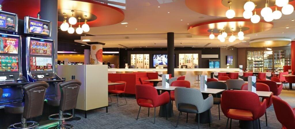 Beste Sportsbars in Lille - Casino Barriere Lille - Café des Sports