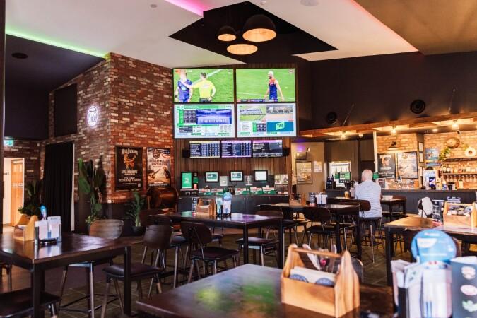 Best Sports Bars in Beenleigh - Beenleigh Tavern