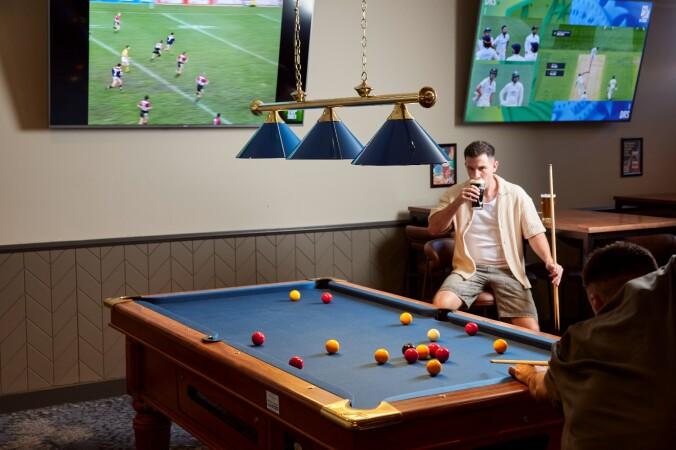 Best Sports Bars in Perth - Bentley Hotel