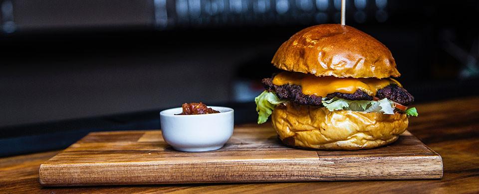 Beste Sportsbars in Bald Hills - Bonny View Tavern