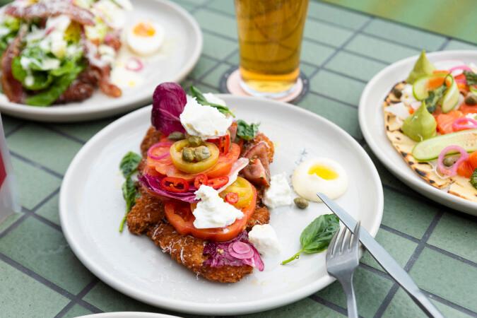 Best Sports Bars in Richmond - Harlow