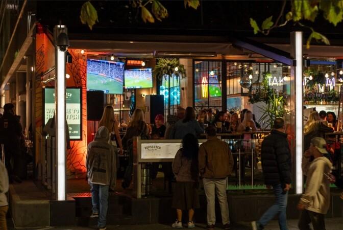 Best Sports Bars in Melbourne - Hopscotch
