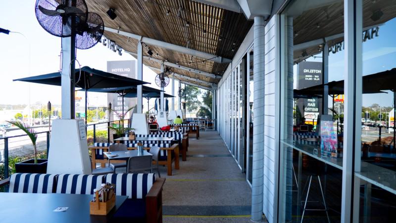 Best Sports Bars in Brisbane - Hotel HQ