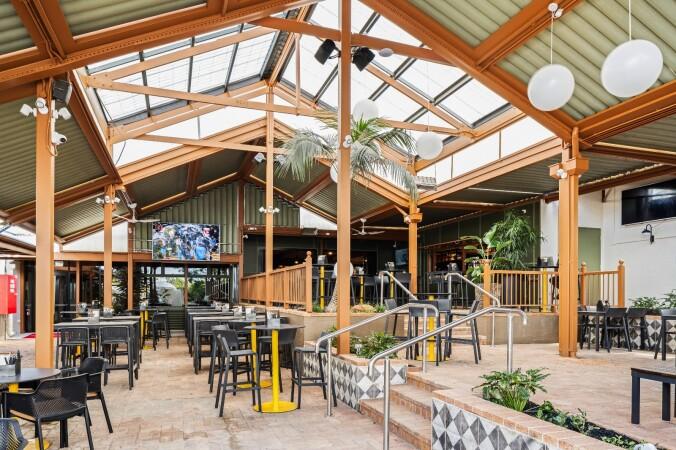 Best Sports Bars in Brisbane - Newnham Hotel