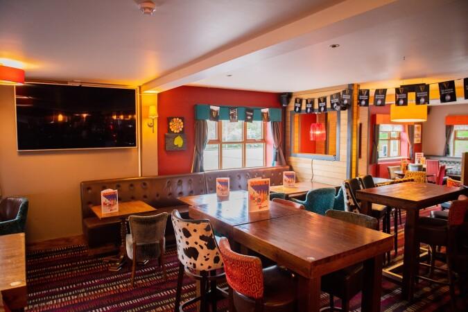 Best Sports Bars in Warwick - Royal Horse (Warwick)