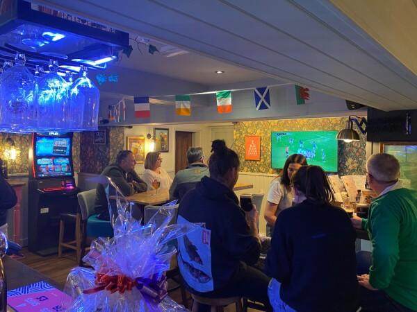 Best Sports Bars in Maidenhead - Thatched Cottage (Maidenhead)