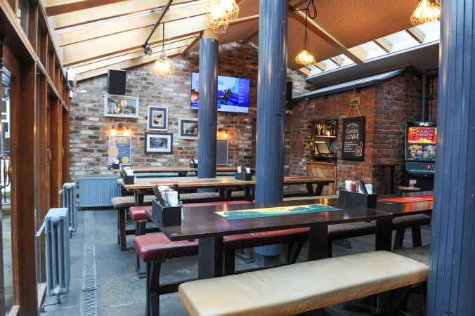 Best Sports Bars in York - Windmill Inn (York)