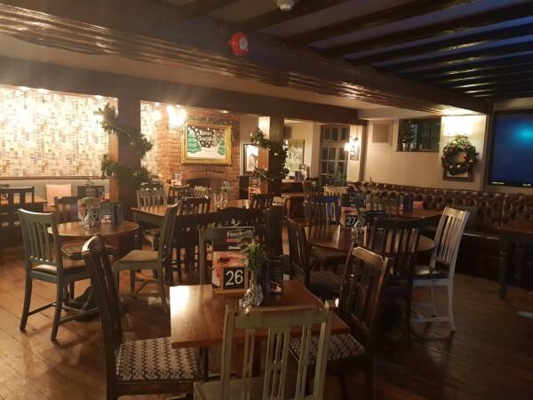 Best Sports Bars in Exeter - Black Horse (Exeter)