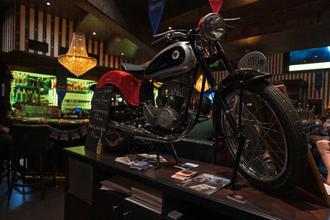 Les Meilleurs Bars à Dijon - AU BUREAU Dijon