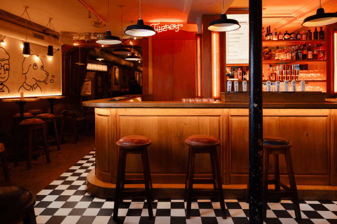 Best Sports Bars in Paris - Fitzroy
