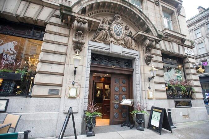 Best Sports Bars in Glasgow - Drum & Monkey
