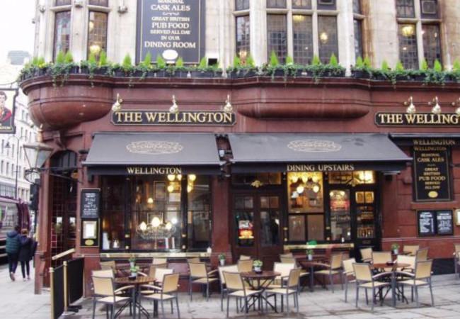 Best Sports Bars in London - Wellington