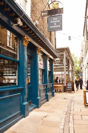 Best Sports Bars in London - Coach & Horses