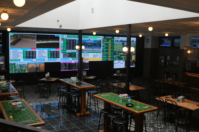 Best Sports Bars in Campsie - Campsie Hotel