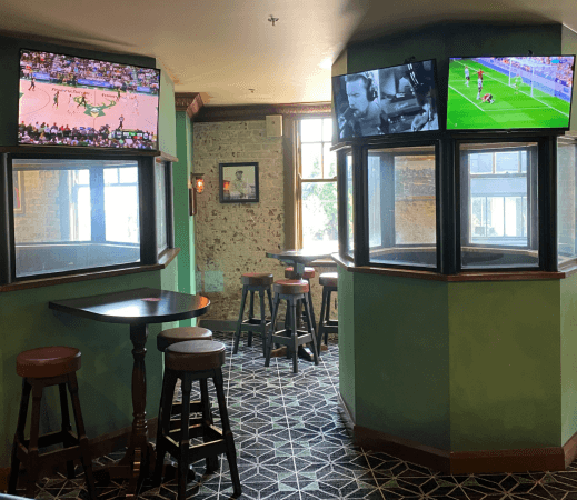 Best Sports Bars in Surry Hills - Madison Hotel