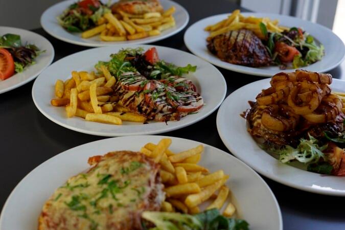 Best Sports Bars in Fitzroy North - Parkview Hotel