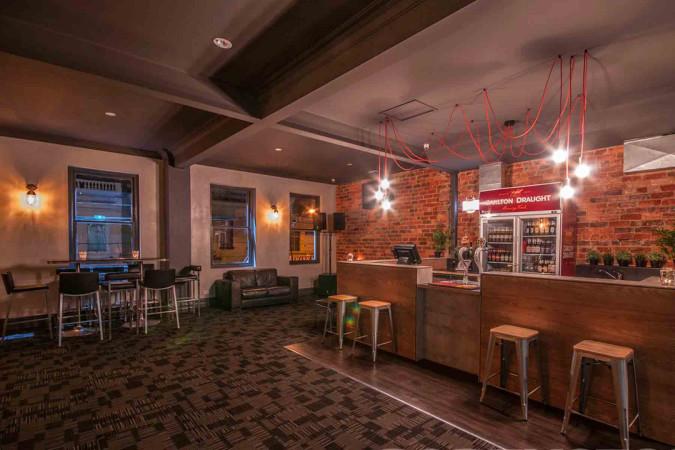 Best Sports Bars in Abbortsford - Bakers Arms Hotel