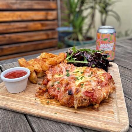 Best Sports Bars in Fitzroy - Birmingham Hotel