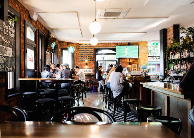Best Sports Bars in Fitzroy - The Rose Fitzroy