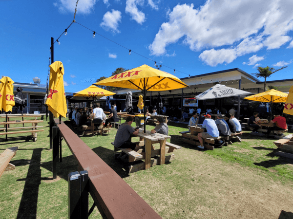 Best Sports Bars in Adamstown - Adamstown Bowling Club