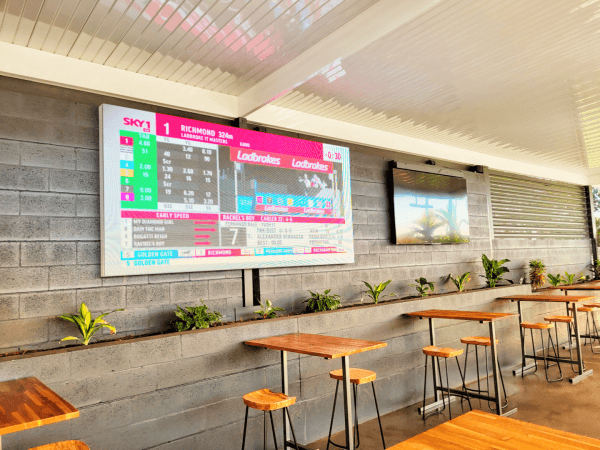 Best Sports Bars in Adamstown - Adamstown Bowling Club